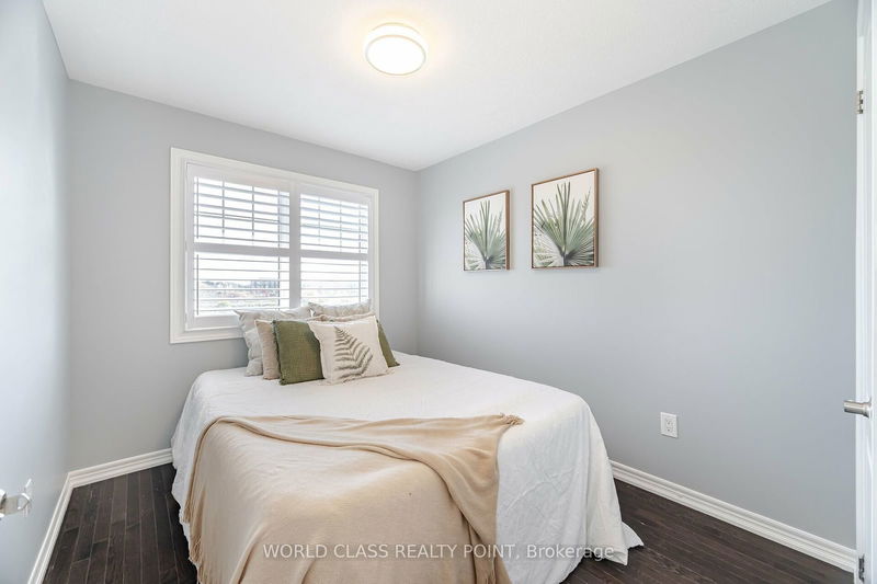 34 Davenfield Circ  Brampton, L6P 4M2 | Image 19