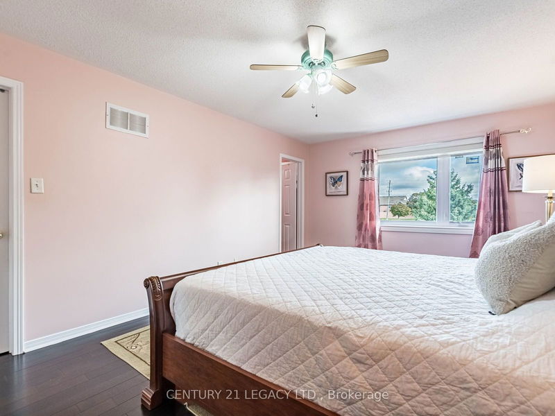 141 Morningmist St  Brampton, L6R 2B6 | Image 19