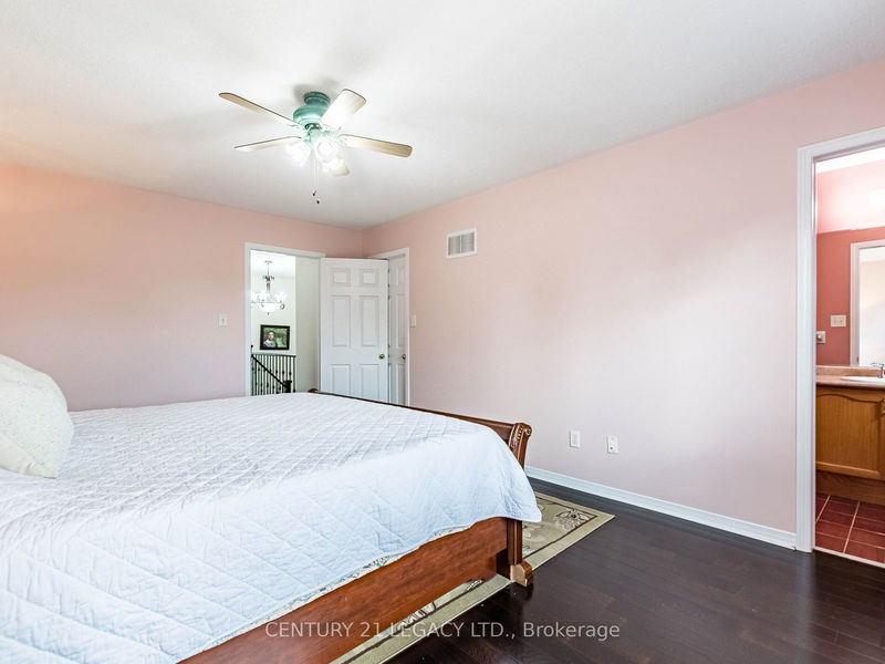 141 Morningmist St  Brampton, L6R 2B6 | Image 20