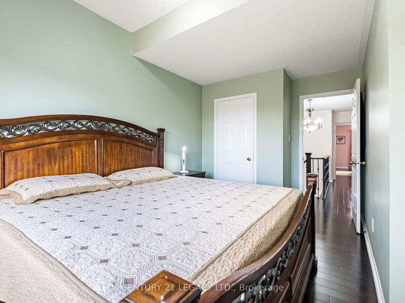 141 Morningmist St  Brampton, L6R 2B6 | Image 25