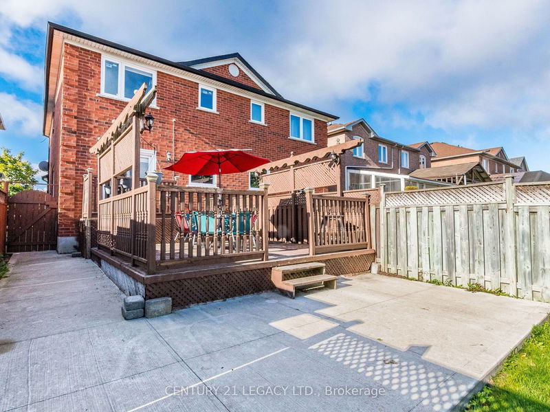 141 Morningmist St  Brampton, L6R 2B6 | Image 35