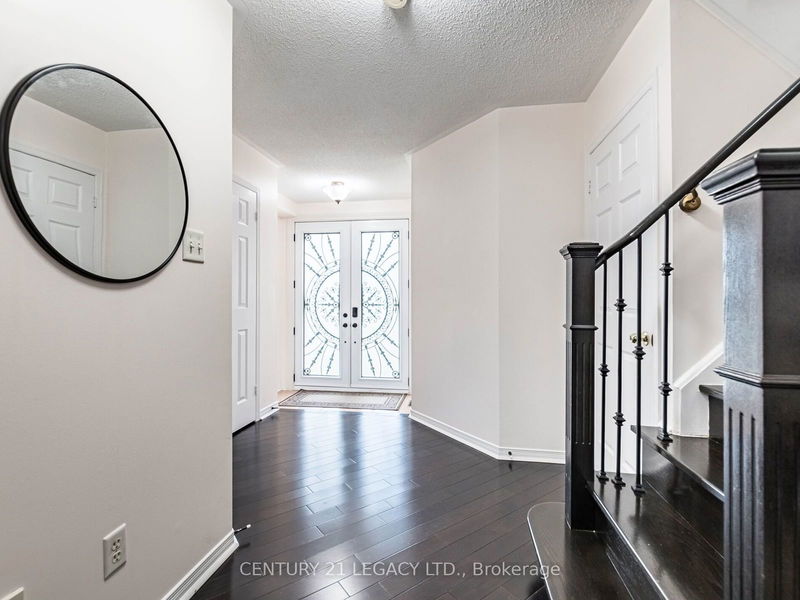 141 Morningmist St  Brampton, L6R 2B6 | Image 4