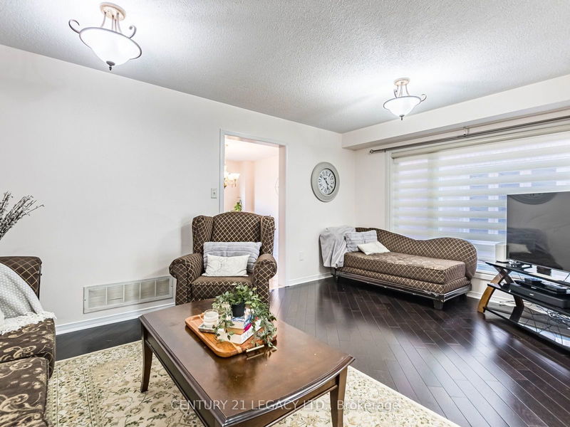 141 Morningmist St  Brampton, L6R 2B6 | Image 6