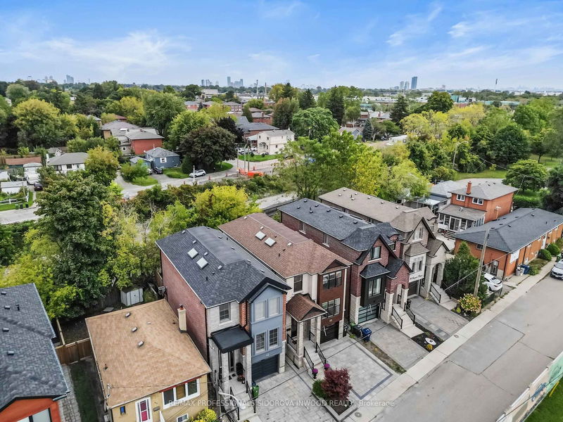 40 Exmoor Dr  Toronto, M8W 1R5 | Image 26