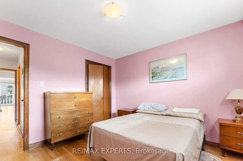 63 Paradelle Cres  Toronto, M3N 1E6 | Image 25