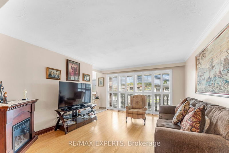 63 Paradelle Cres  Toronto, M3N 1E6 | Image 8