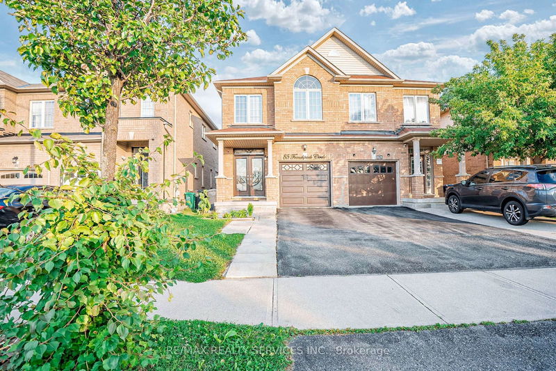 85 Frenchpark Circ  Brampton, L6X 0Y6 | Image 2