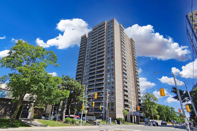  401 - 135 Marlee Ave  Toronto, M6B 4C6 | Image 1