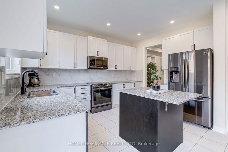 54 O'Connor Cres  Brampton, L7A 5A6 | Image 10