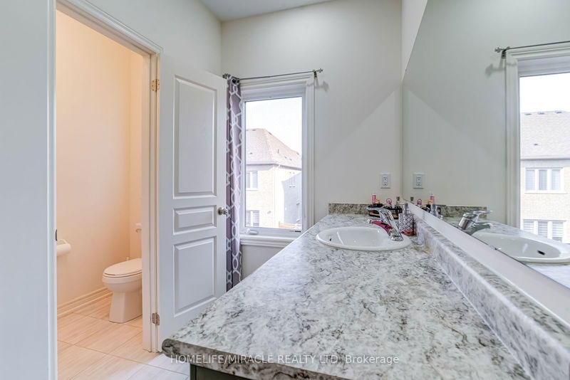 54 O'Connor Cres  Brampton, L7A 5A6 | Image 19