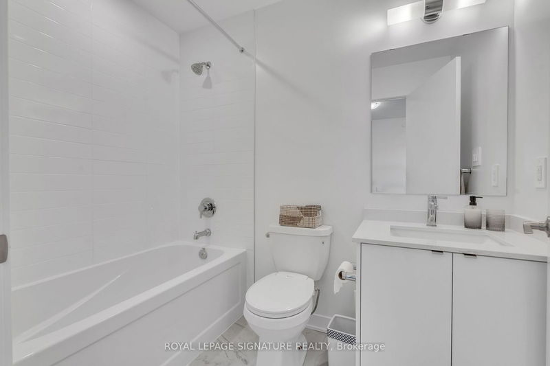  207 - 1440 Clarriage Crt  Milton, L9T 2X5 | Image 19