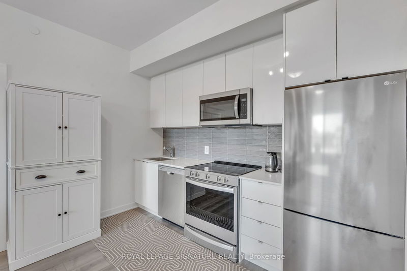  207 - 1440 Clarriage Crt  Milton, L9T 2X5 | Image 21