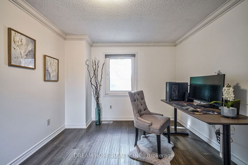 4066 Renfrew Cres  Mississauga, L5L 4J8 | Image 22