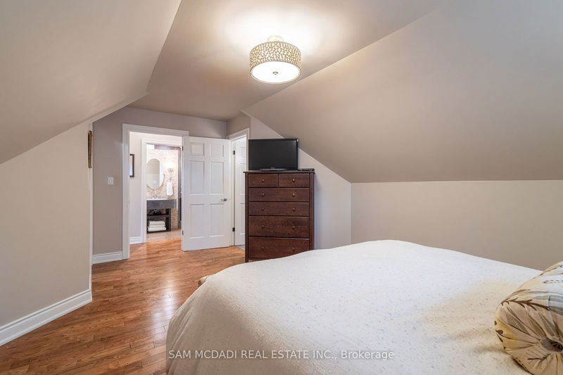 62 Minnewawa Rd  Mississauga, L5G 1C7 | Image 17