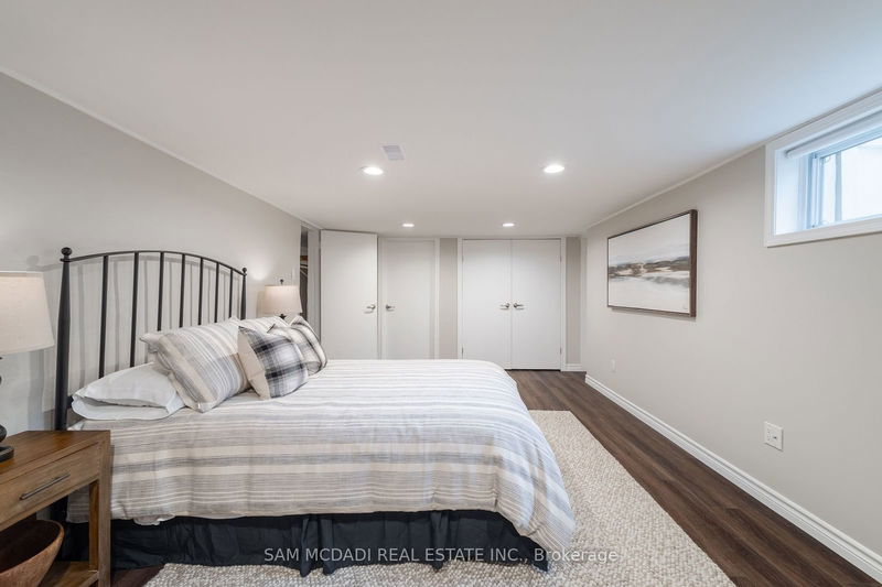 62 Minnewawa Rd  Mississauga, L5G 1C7 | Image 22