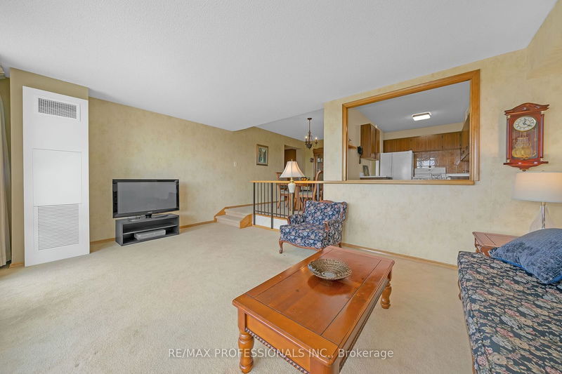  912 - 250 Scarlett Rd  Toronto, M6N 4X5 | Image 30