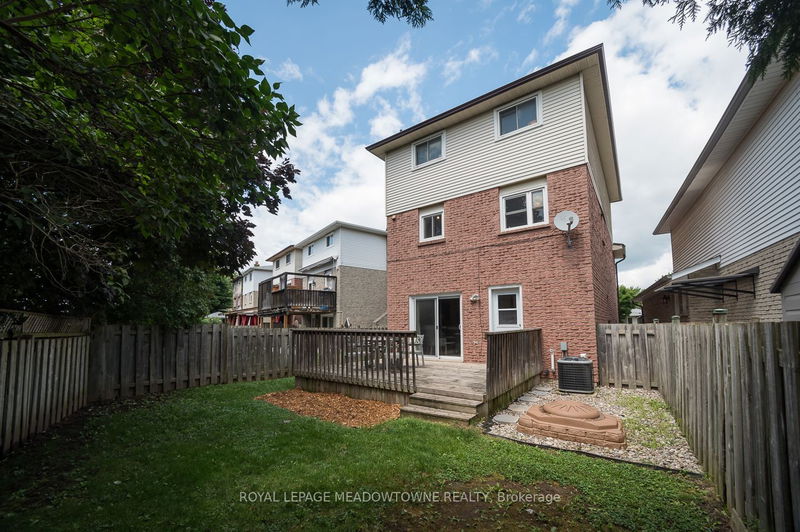 586 Hayward Cres  Milton, L9T 4W7 | Image 36