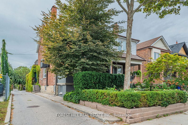 84 Earlscourt Ave  Toronto, M6E 4A9 | Image 2