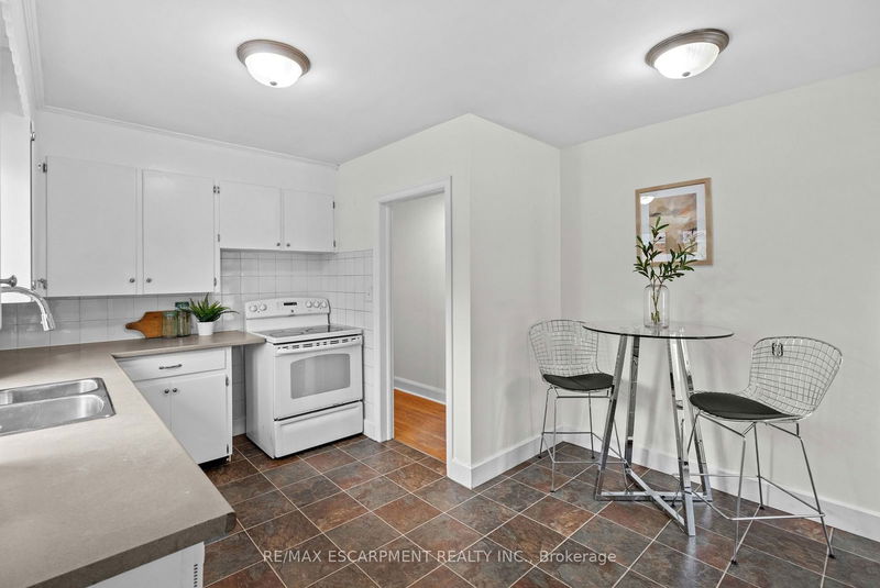 1458 Fisher Ave  Burlington, L7P 2L8 | Image 7