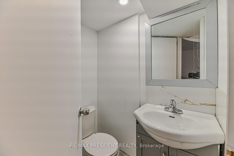 14 Milkwood Ave  Toronto, M9V 1M1 | Image 25