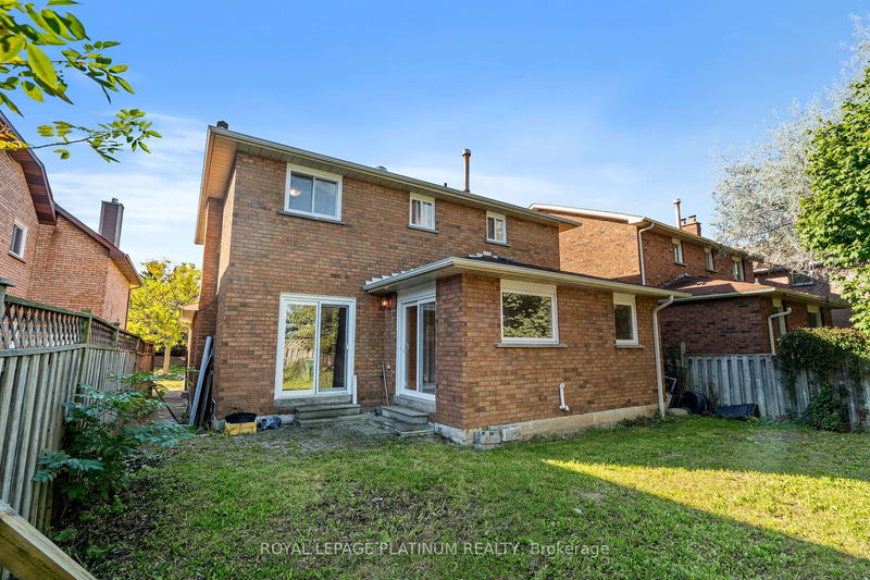 2677 Credit Valley Rd  Mississauga, L5M 4J8 | Image 30