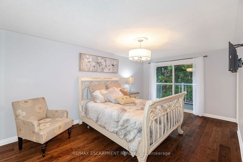 70 Lakecrest Tr  Brampton, L6Z 1S6 | Image 15