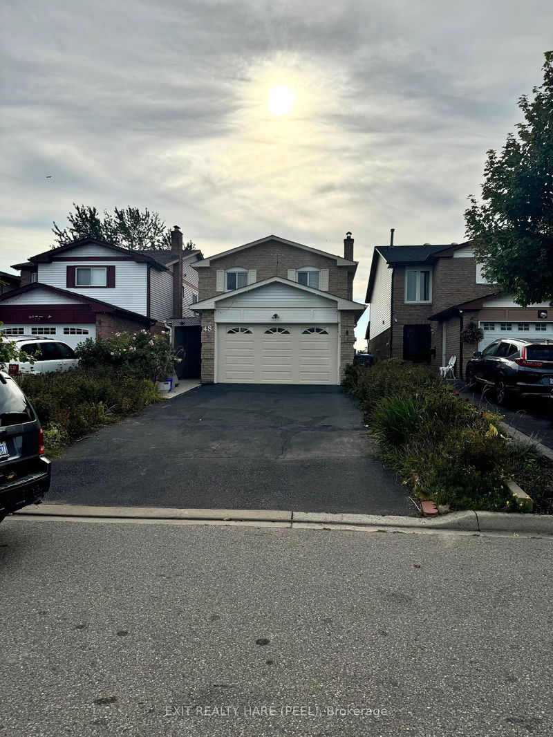 48 Dafoe Cres  Brampton, L6Y 2L2 | Image 1