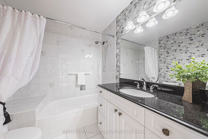  3 - 3333 New St  Burlington, L7N 1N1 | Image 21