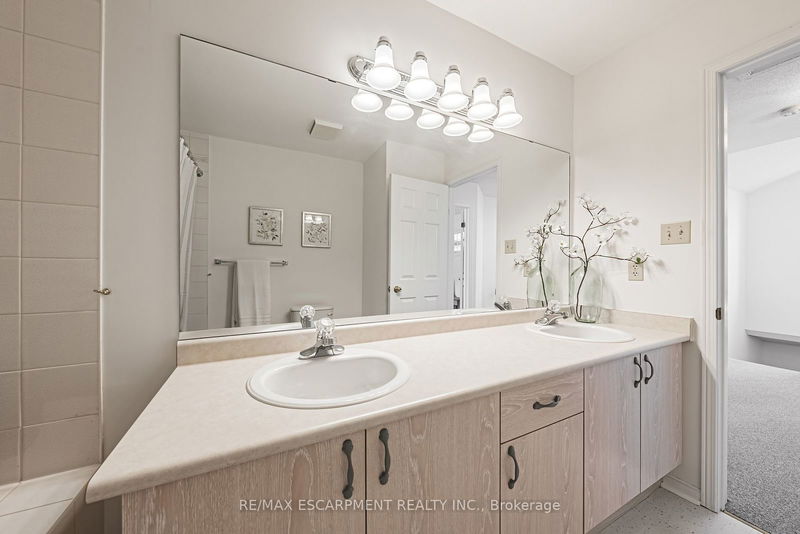  3 - 3333 New St  Burlington, L7N 1N1 | Image 29