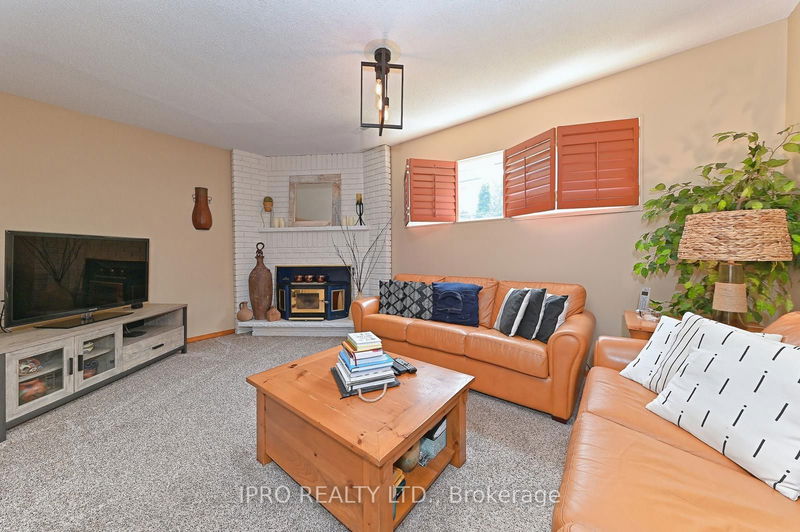 16 Bryant Crt  Brampton, L6X 2T1 | Image 16