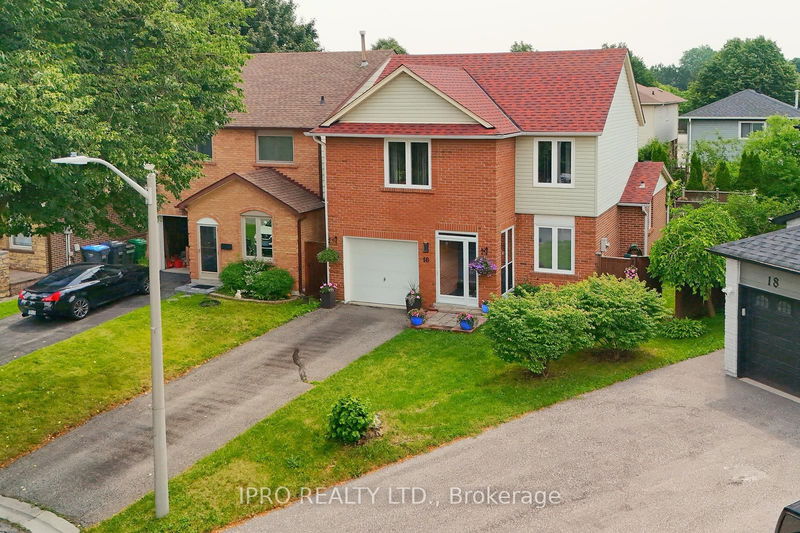 16 Bryant Crt  Brampton, L6X 2T1 | Image 2