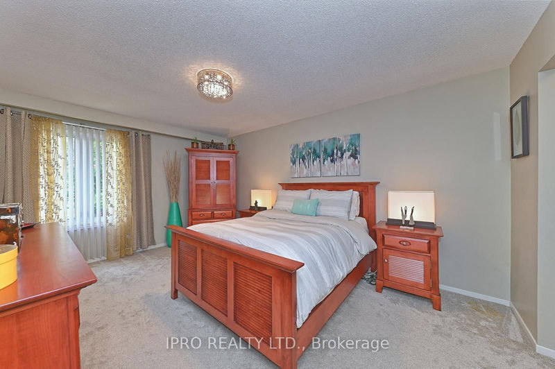 16 Bryant Crt  Brampton, L6X 2T1 | Image 23