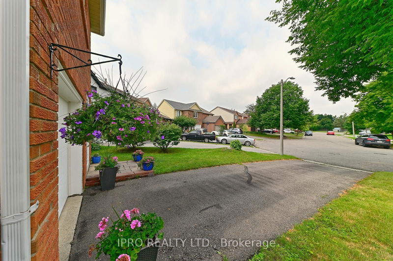 16 Bryant Crt  Brampton, L6X 2T1 | Image 36