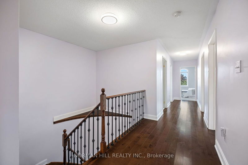 510 Huntington Ridge Dr  Mississauga, L5R 2X7 | Image 20