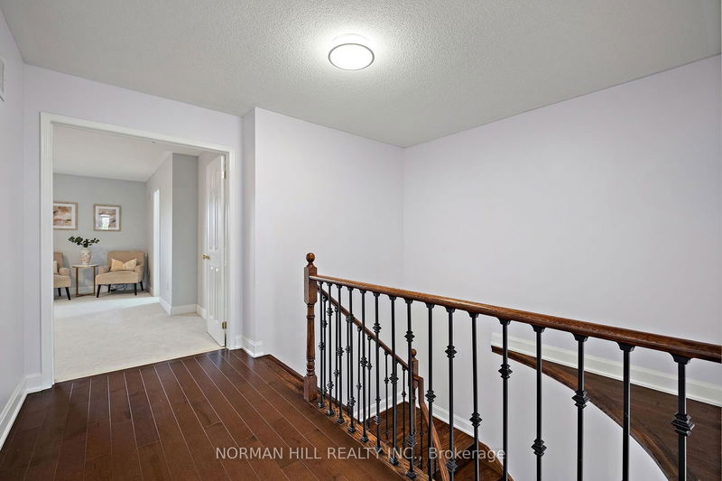 510 Huntington Ridge Dr  Mississauga, L5R 2X7 | Image 25