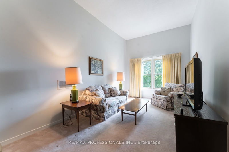 2697 Romark Mews  Mississauga, L5L 2Z4 | Image 13