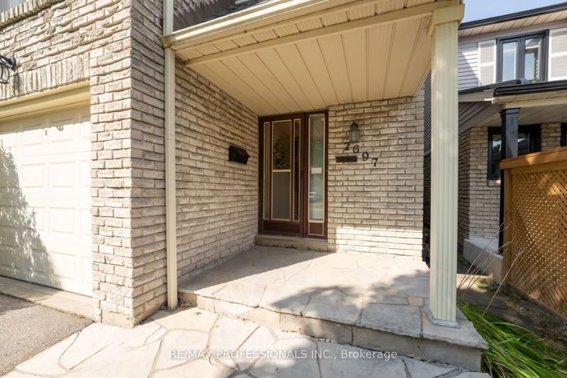 2697 Romark Mews  Mississauga, L5L 2Z4 | Image 3