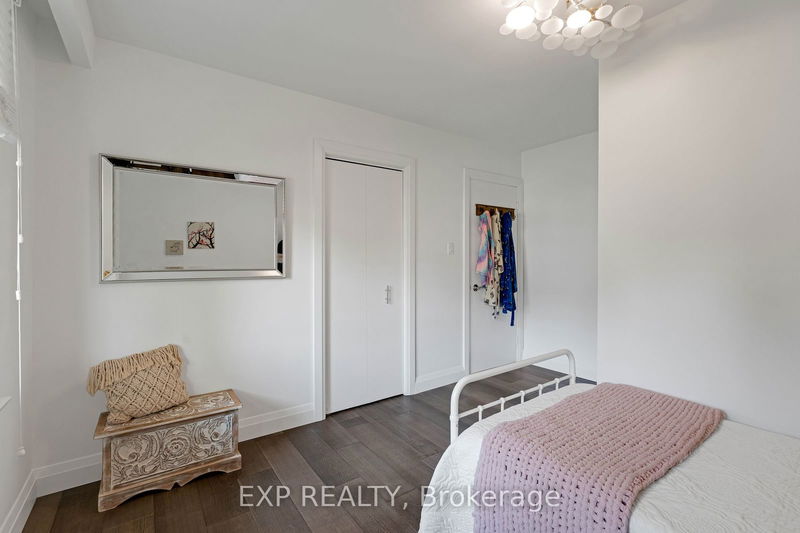 4 Courtsfield Cres  Toronto, M9A 4S9 | Image 20