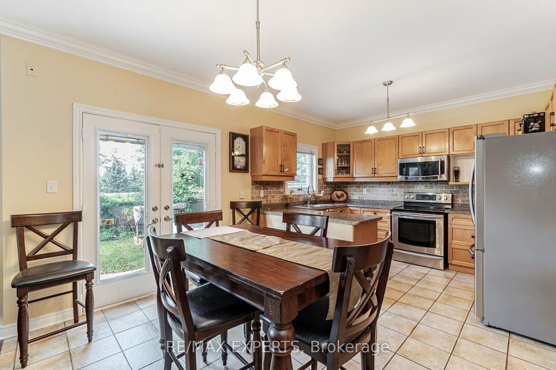 136 Van Scott Dr  Brampton, L7A 1N5 | Image 10