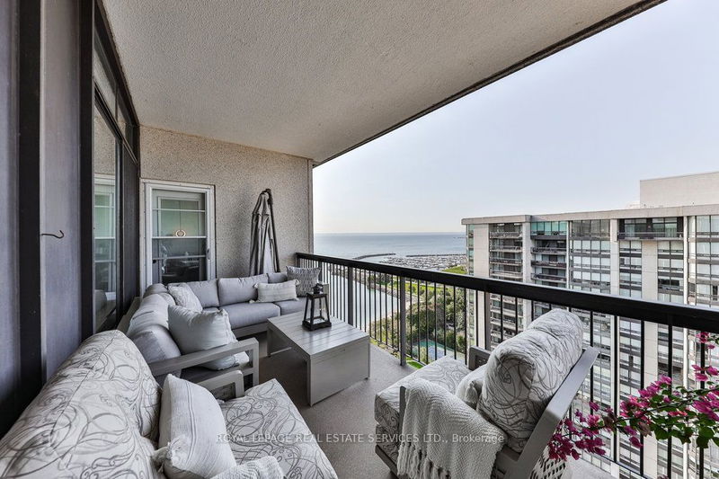  PH2 - 2170 Marine Dr  Oakville, L6L 5V1 | Image 25