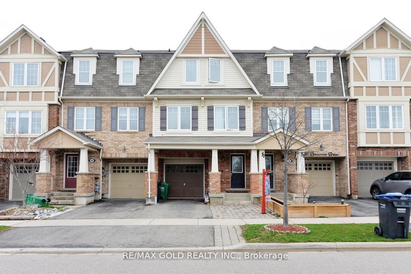 38 Donomore Dr N Brampton, L7A 0S7 | Image 1