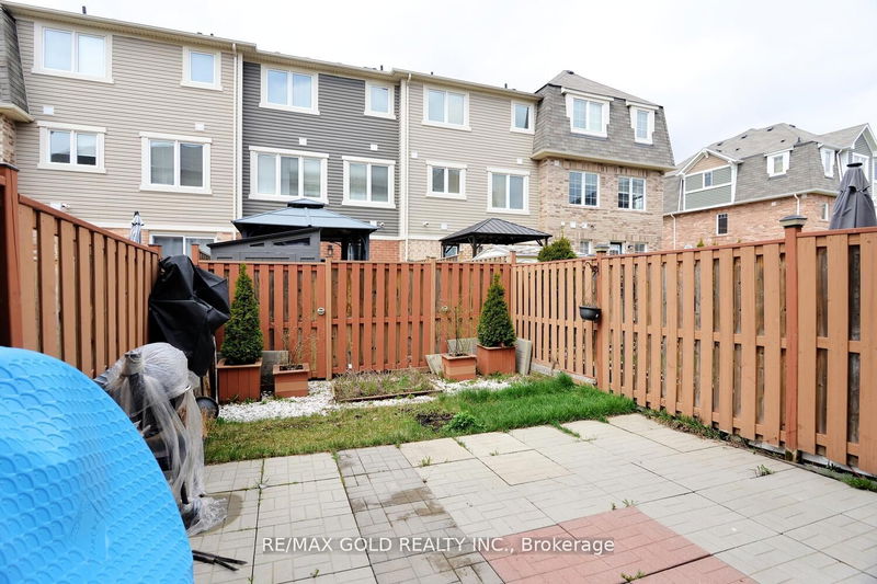 38 Donomore Dr N Brampton, L7A 0S7 | Image 25