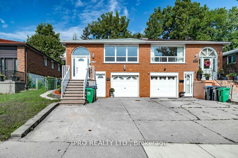 2639 Sherhill Dr  Mississauga, L5J 3Z2 | Image 1