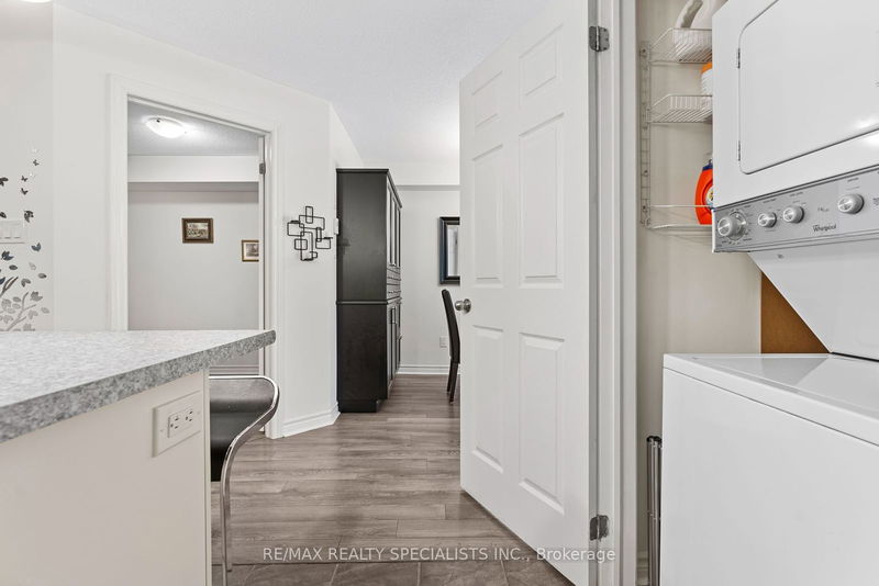  5-01 - 2420 BARONWOOD Dr  Oakville, L6M 0X6 | Image 9