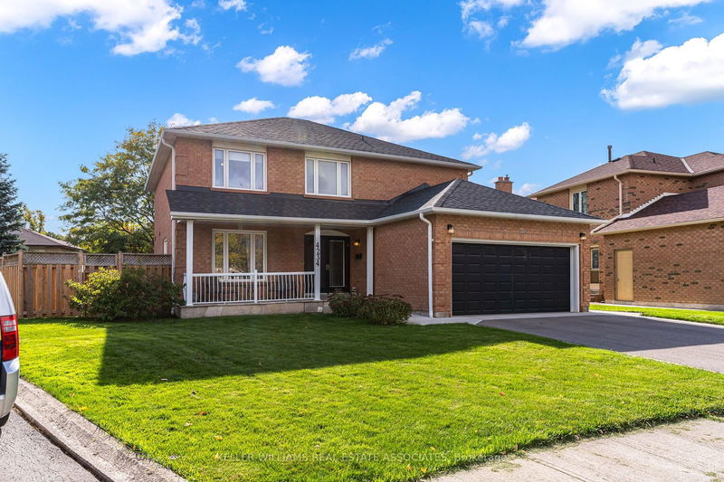 4234 Monteith Crt  Mississauga, L5C 4L1 | Image 2