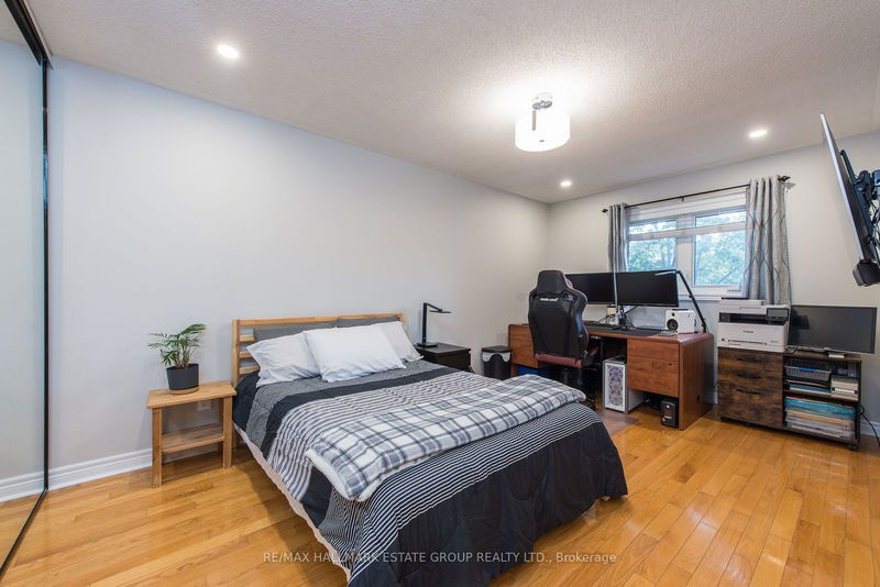 5 Cochrane Ave  Brampton, L6Z 4H8 | Image 23