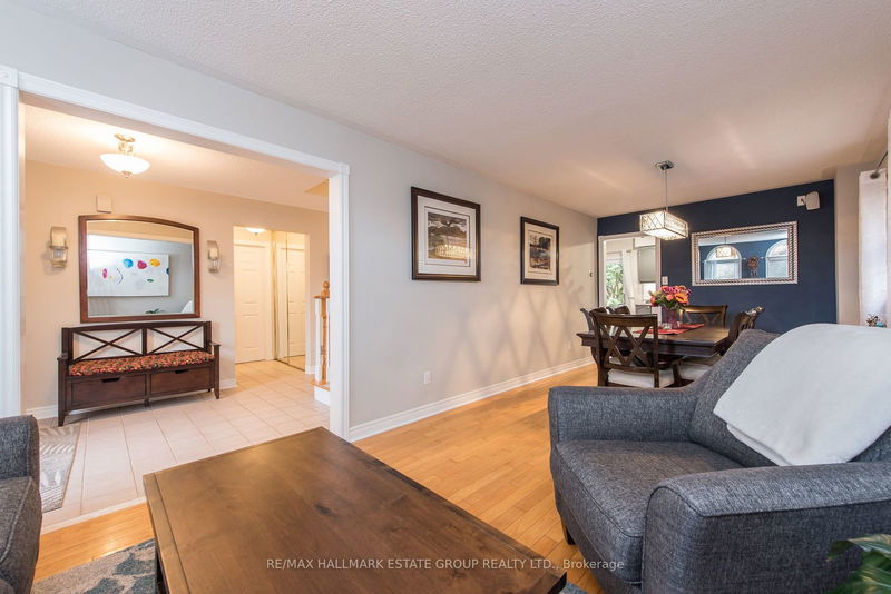 5 Cochrane Ave  Brampton, L6Z 4H8 | Image 5