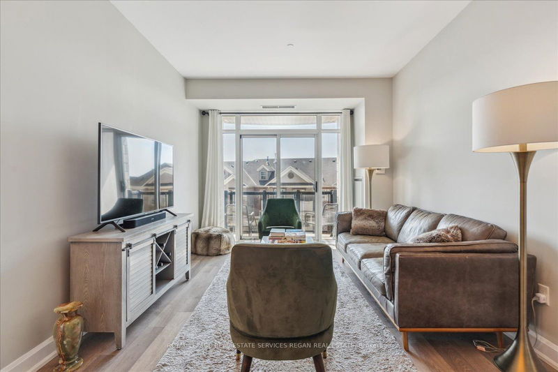  302 - 216 Oak Park Blvd  Oakville, L6H 7S8 | Image 11