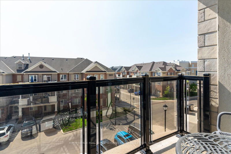  302 - 216 Oak Park Blvd  Oakville, L6H 7S8 | Image 22