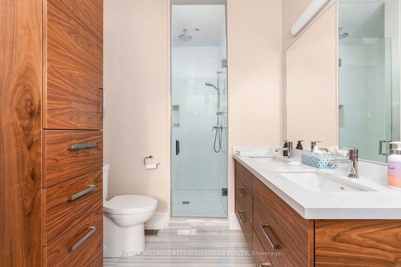 18 Plumbstead Crt  Toronto, M9A 1V5 | Image 23